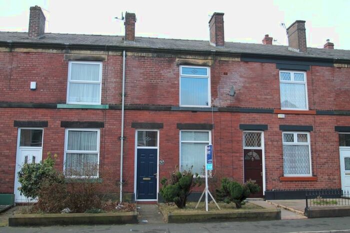 2 Bedroom Property To Rent In Stephen Street, Bury BL8