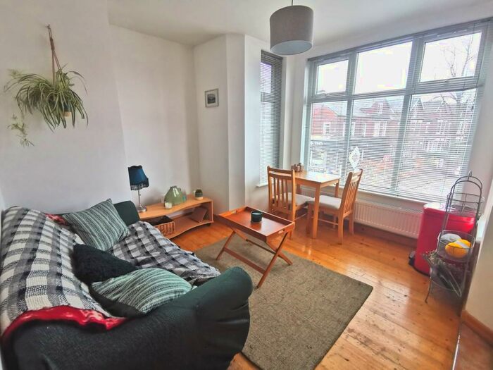 1 Bedroom Flat To Rent In Barlow Moor Road, Chorlton, M21