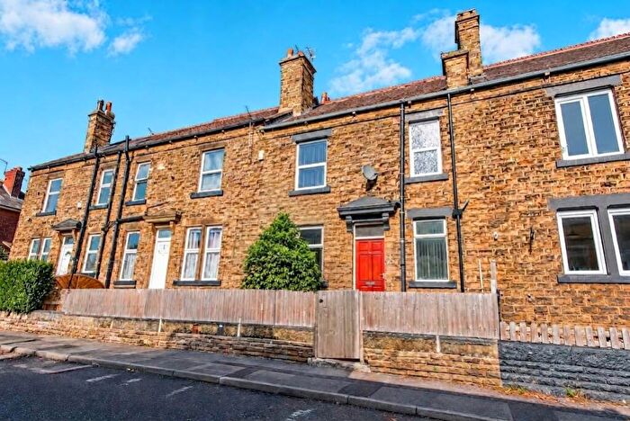 1 Bedroom Terraced House For Sale In Nansen Avenue, Leeds, LS13