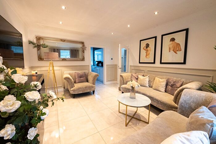 3 Bedroom Terraced House For Sale In Gayne Drive, Glenboig, Coatbridge, ML5