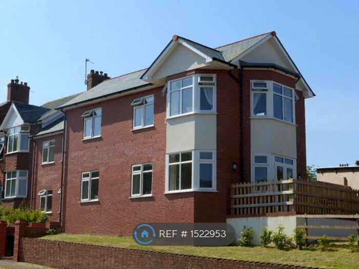 2 Bedroom Flat To Rent In Marpool Court, Exmouth, EX8