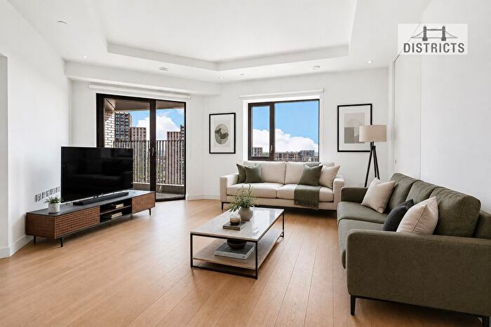 3 Bedroom Flat To Rent In City Island, Botanic Square, E14