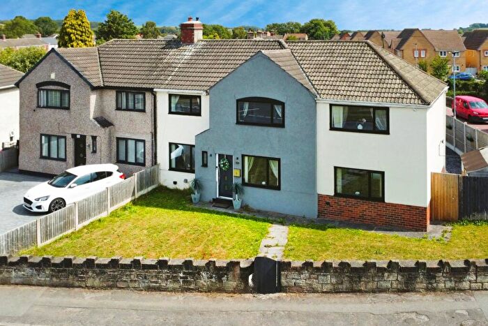 3 Bedroom Semi-Detached House For Sale In Green Arbour Road, Thurcroft, Rotherham, South Yorkshire, S66