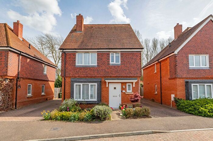 3 Bedroom Detached House For Sale In Bagham Place, Chilham, Canterbury, Kent, CT4