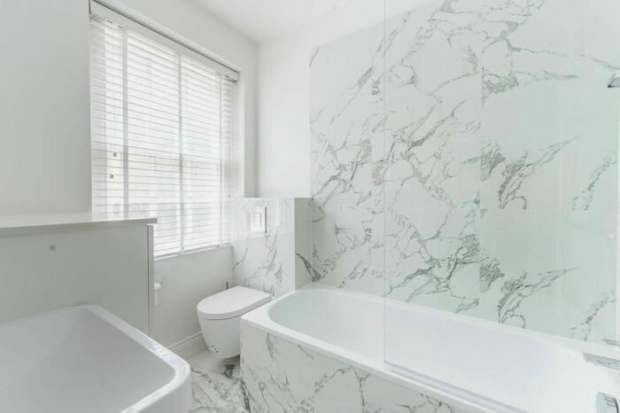 Studio To Rent In Fulham Road, Chelsea, London, SW3