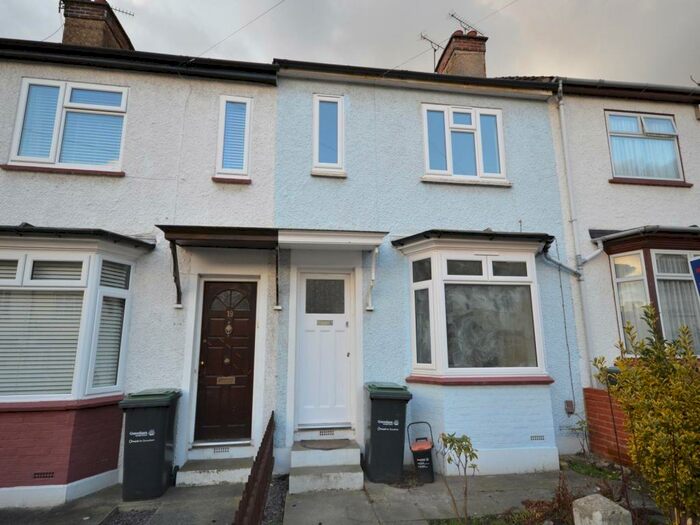 3 Bedroom Terraced House To Rent In Davis Avenue, Northfleet, Gravesend, Kent, DA11