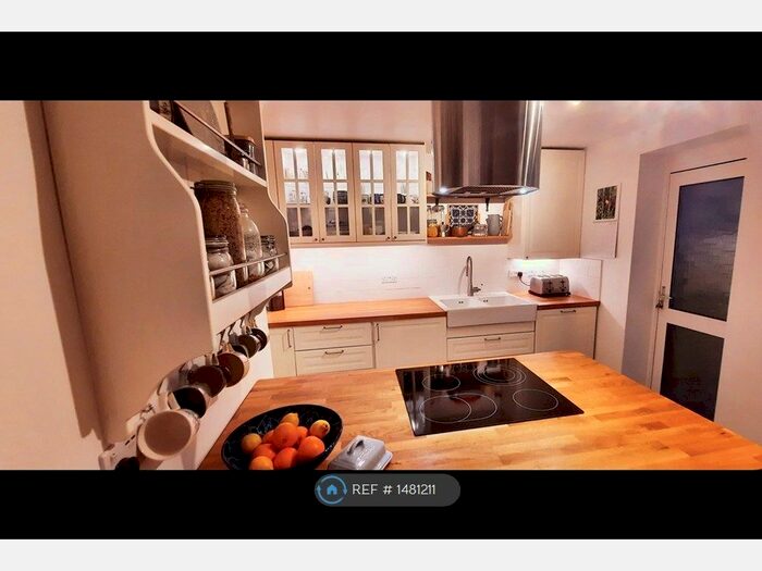 2 Bedroom Semi-Detached House To Rent In Childrey Way, Abingdon, OX14