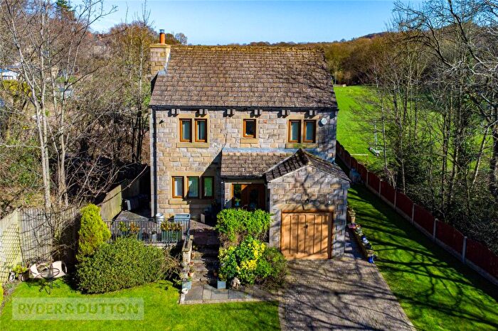 4 Bedroom Detached House For Sale In Riverside Court, Denby Dale, Huddersfield, HD8