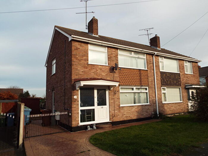 3 Bedroom Semi-Detached House To Rent In Little Barn Court, Mansfield, NG18