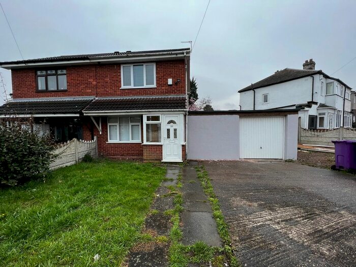 2 Bedroom Semi-Detached House To Rent In Bailey Road, Bilston, Wolverhampton, WV14