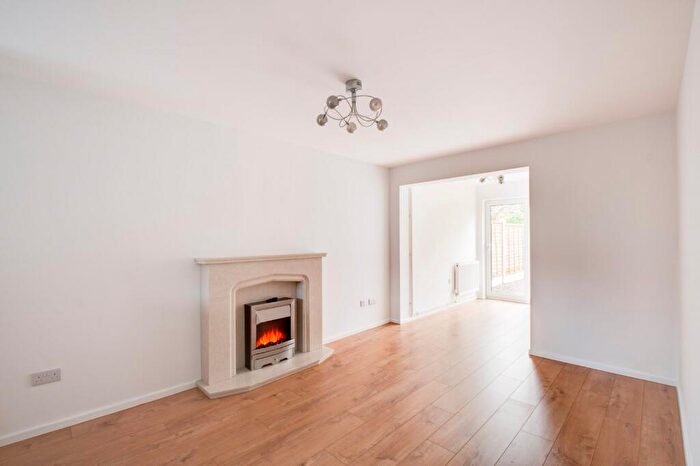 2 Bedroom Bungalow For Sale In Old Hall Close, Stourbridge, West Midlands, DY8