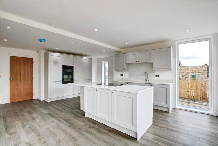 4 Bedroom Detached House To Rent In Old School Close, Rowlands Gill, Gateshead, NE39