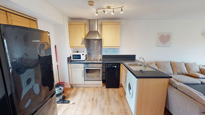 2 Bedroom Semi-Detached House To Rent In Park West Ilkeston Road, Nottingham, NG7
