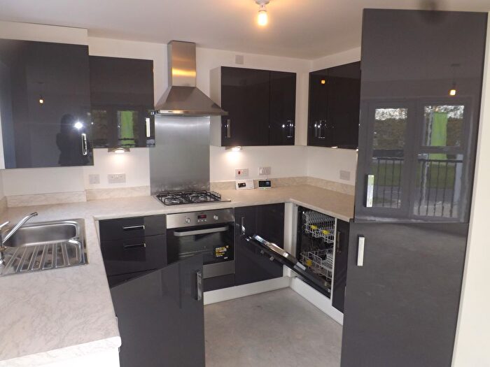 2 Bedroom Flat To Rent In Broadhurst Place, Basildon, SS14