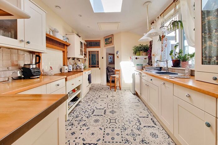 3 Bedroom Terraced House For Sale In Cosham, Hampshire, PO6