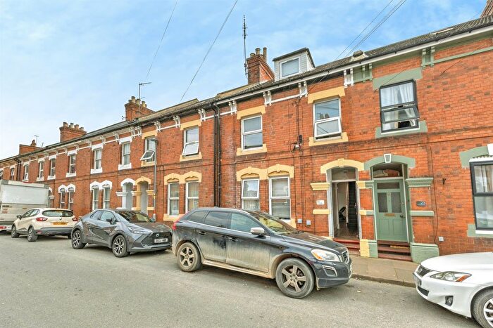 7 Bedroom Terraced House For Sale In St. Pauls Road, Northampton, NN2