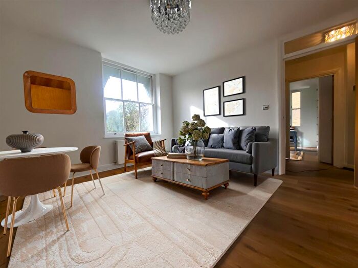 1 Bedroom Flat To Rent In Haverstock Hill, Belsize Park, NW3