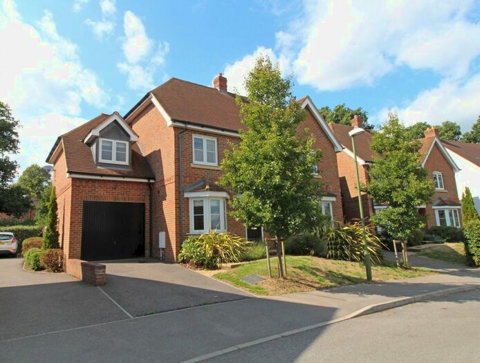 4 Bedroom Detached House To Rent In Barncroft Drive, Lindfield, West Sussex, N, RH16