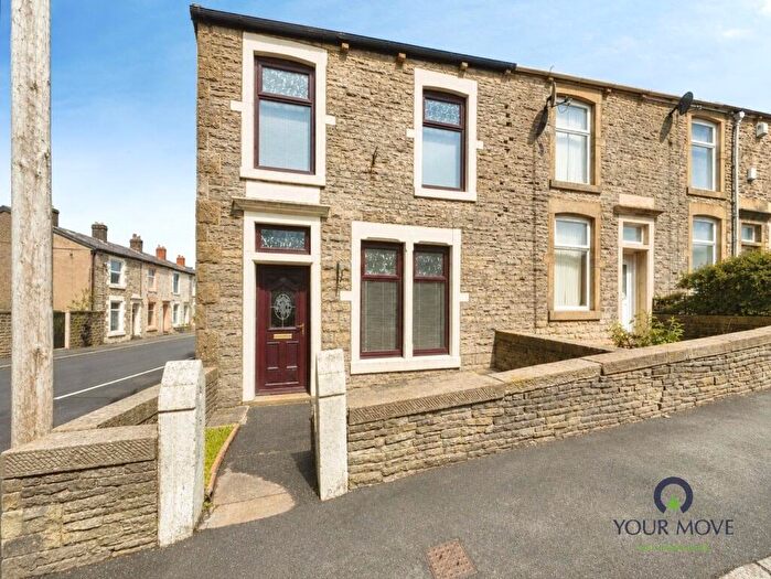 3 Bedroom End Of Terrace House For Sale In Marsh House Lane, Darwen, Lancashire, BB3