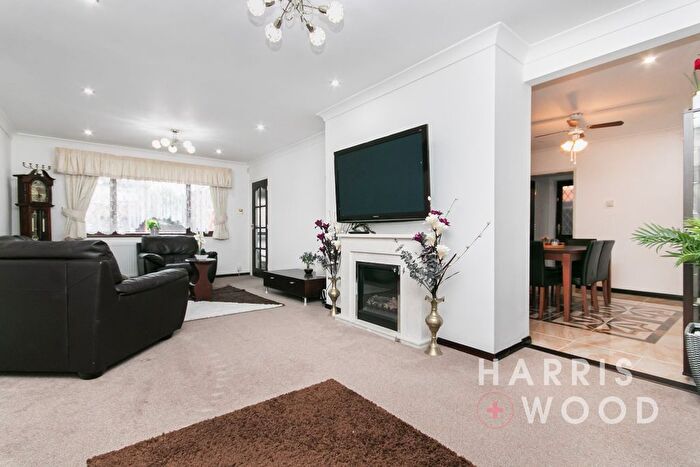 4 Bedroom Detached House For Sale In Straight Road, Colchester, Essex, CO3