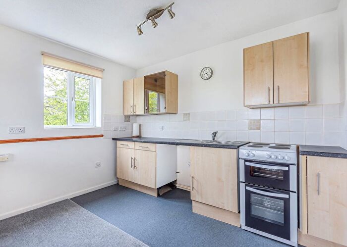 1 Bedroom Flat To Rent In Avocet Way, Bicester, OX26