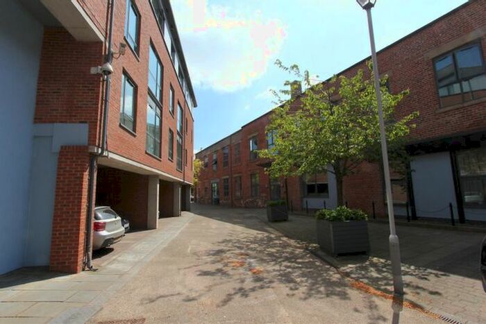 1 Bedroom Flat To Rent In Butcher Street, Leeds, LS11