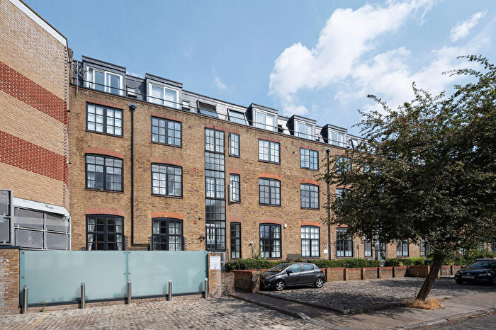 2 Bedroom Flat To Rent In London Wharf, Wharf Place, Haggerston, London, E2
