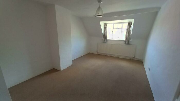 2 Bedroom End Of Terrace House To Rent In Bridge End, Warwick, CV34