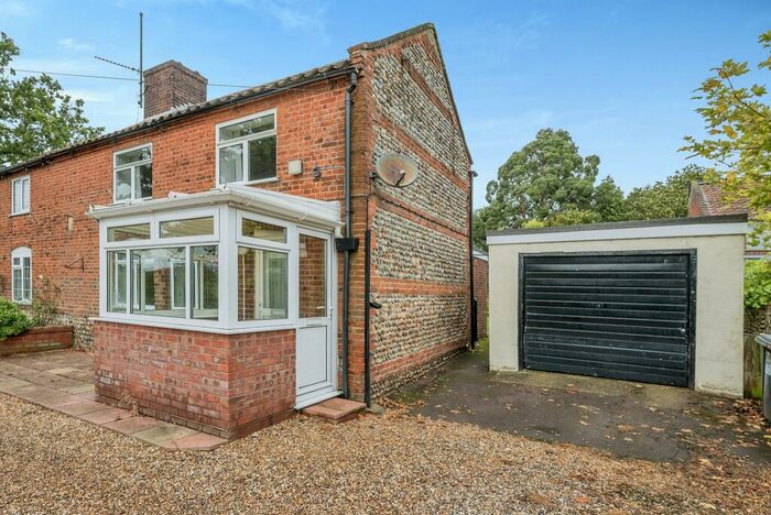 2 Bedroom Cottage For Sale In The Loke, Witton, North Walsham, NR28