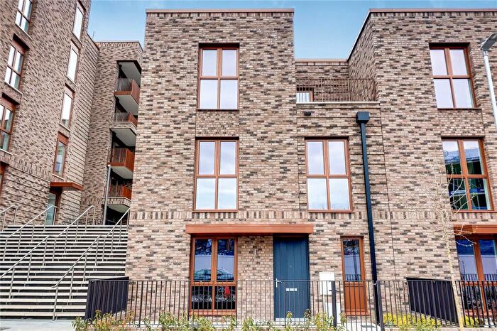 3 Bedroom Terraced House To Rent In Barking, Essex, IG11