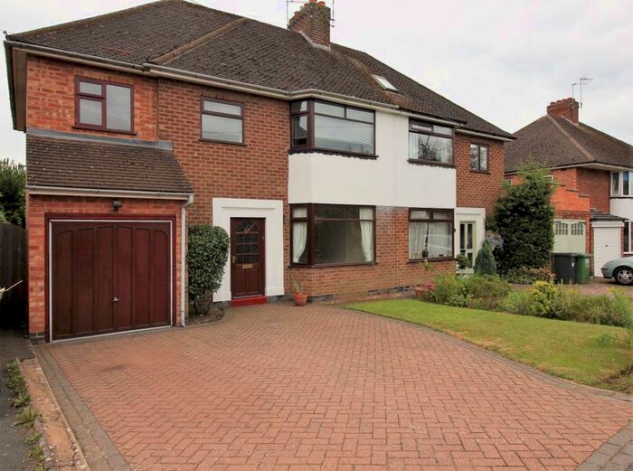 4 Bedroom Semi-Detached House To Rent In Highland Road, Leamington Spa, CV32