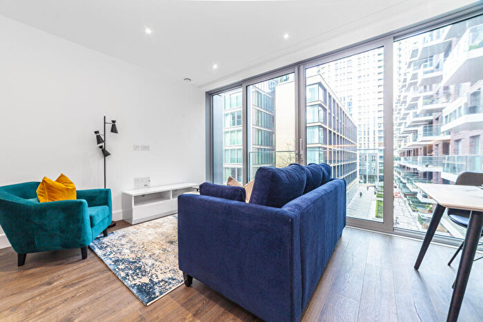 Studio To Rent In Neroli House, Piazza Walk, Tower Hamlets, London, E1