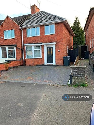 3 Bedroom End Of Terrace House To Rent In Haunch Lane, Birmingham, B13