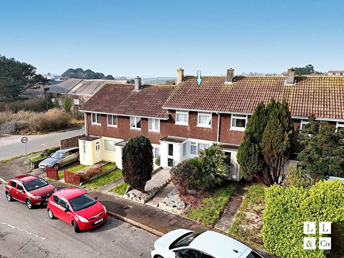 2 Bedroom Terraced House For Sale In Polwheal Road, Tolvaddon, TR14
