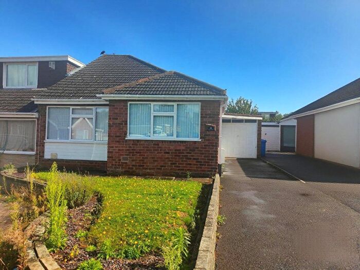 3 Bedroom Bungalow For Sale In Magna Close, Walsall, Staffordshire, WS6