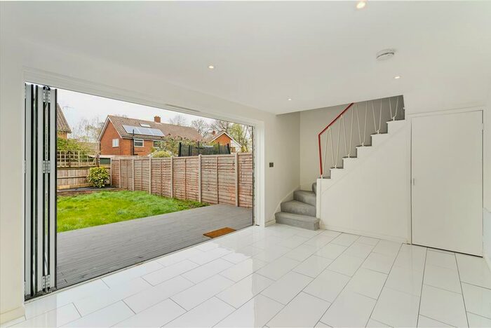 4 Bedroom Semi-Detached House To Rent In Lyfield, Oxshott, KT12