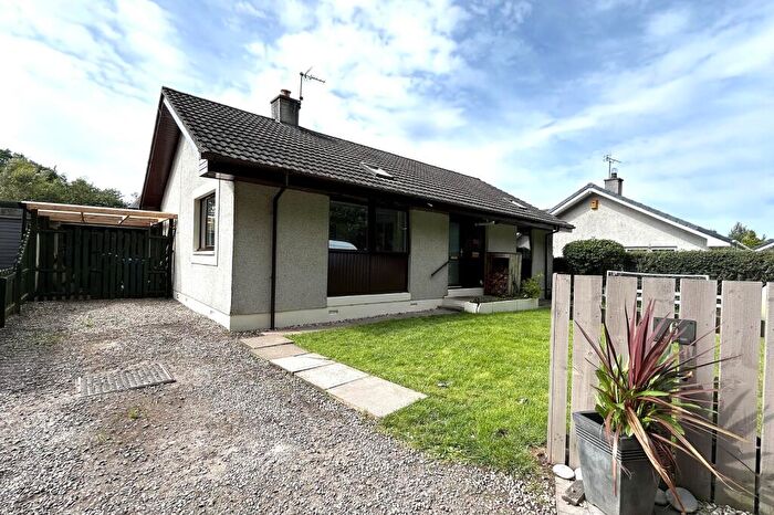 3 Bedroom Detached Bungalow For Sale In Dores Avenue, Holm, Inverness., IV2