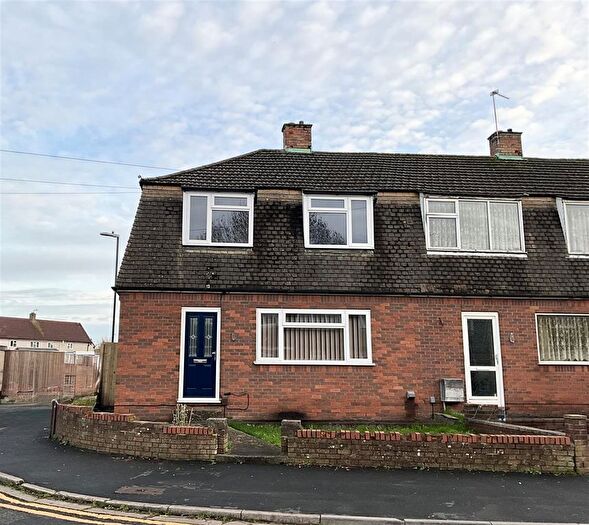 3 Bedroom End Terrace House To Rent In Coronation Road, Warmley, Bristol, BS30