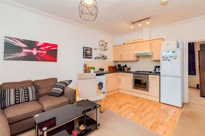 1 Bedroom Flat To Rent In Vale Grove, London, W3