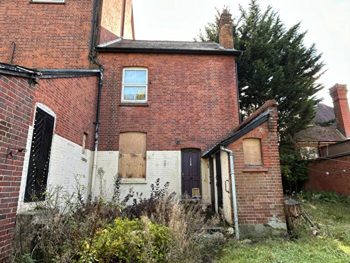 4 Bedroom Detached House For Sale In Camberley Arc, - London Road, Camberley, Surrey, GU15
