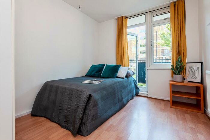 4 Bedroom Flat To Rent In Wyllen Close, London, E1