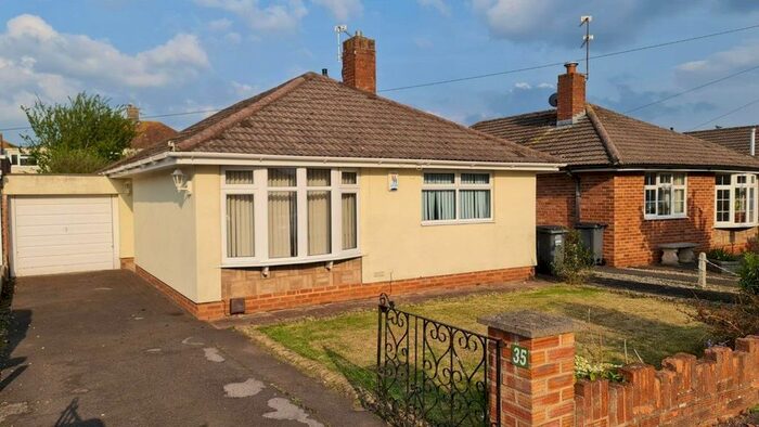 2 Bedroom Bungalow To Rent In Cardigan Crescent, Weston-Super-Mare, BS22
