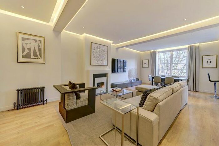 2 Bedroom Flat To Rent In Dunraven Street, Mayfair, London, W1K