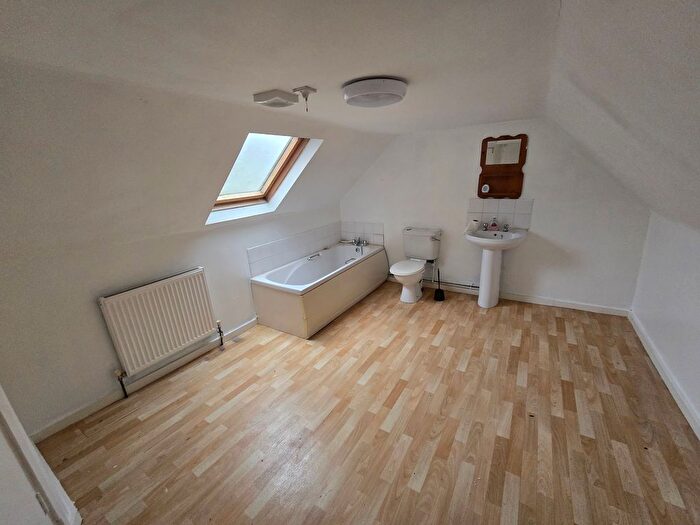 2 Bedroom Terraced House To Rent In London Road, Dover, CT17