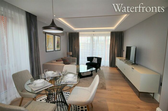 2 Bedroom Flat To Rent In Arundel Street, London, WC2R