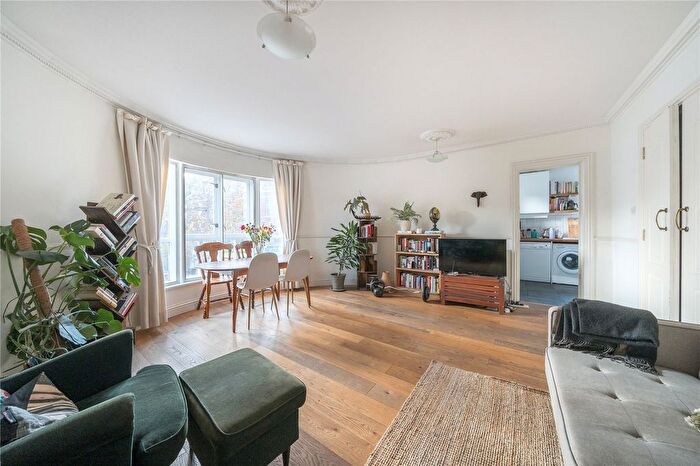 2 Bedroom Flat For Sale In Bermondsey Street, London, SE1