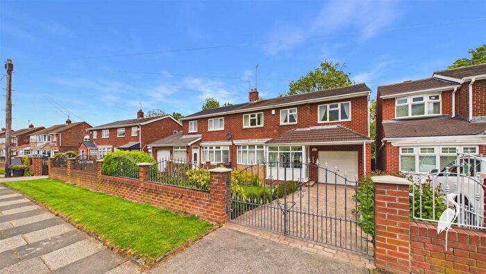 4 Bedroom Semi-Detached House For Sale In Leechmere Road, Tunstall, Sunderland, SR2