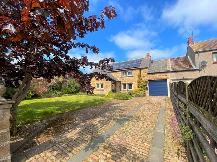 4 Bedroom Link Detached House For Sale In East Road, Longhorsley, Morpeth, NE65