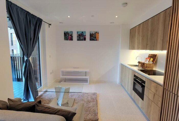 Apartment To Rent In The Jacquard, Tapestry Way, E1