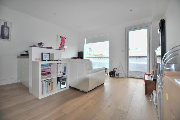1 Bedroom Flat To Rent In Great Eastern Street, London, EC2A